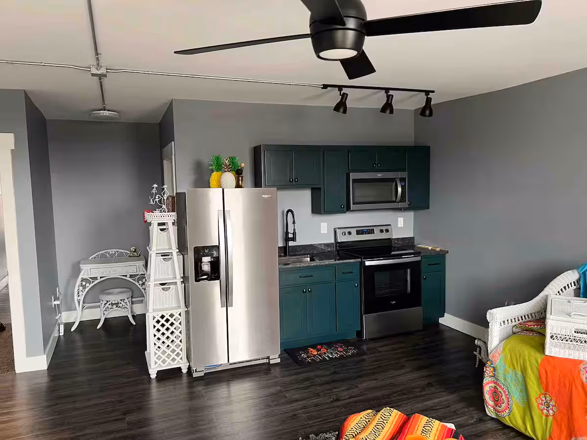 The Caliente Flat